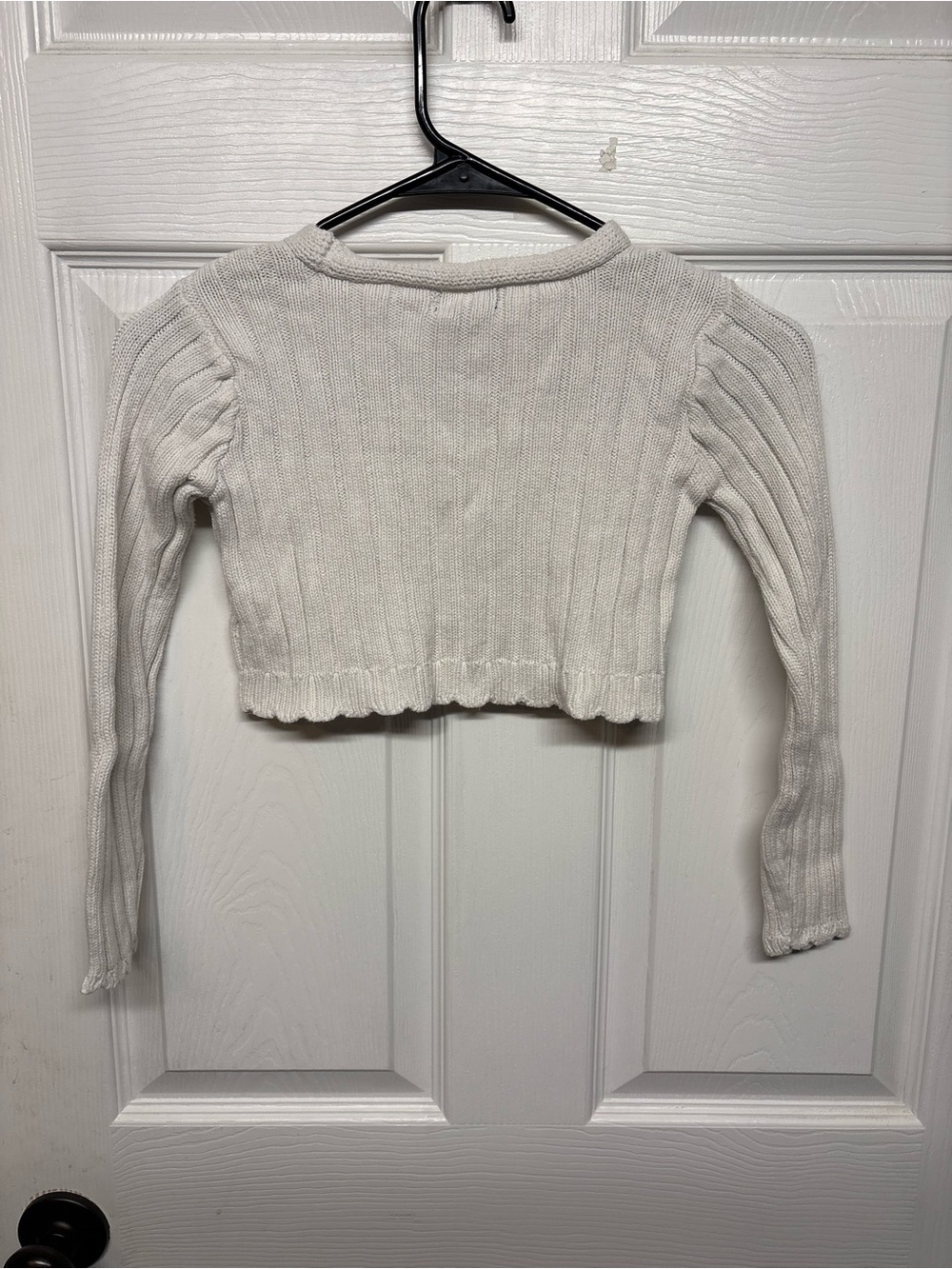 art class White Ribbed Cropped Button-Up Cardigan - Picture 4 of 4